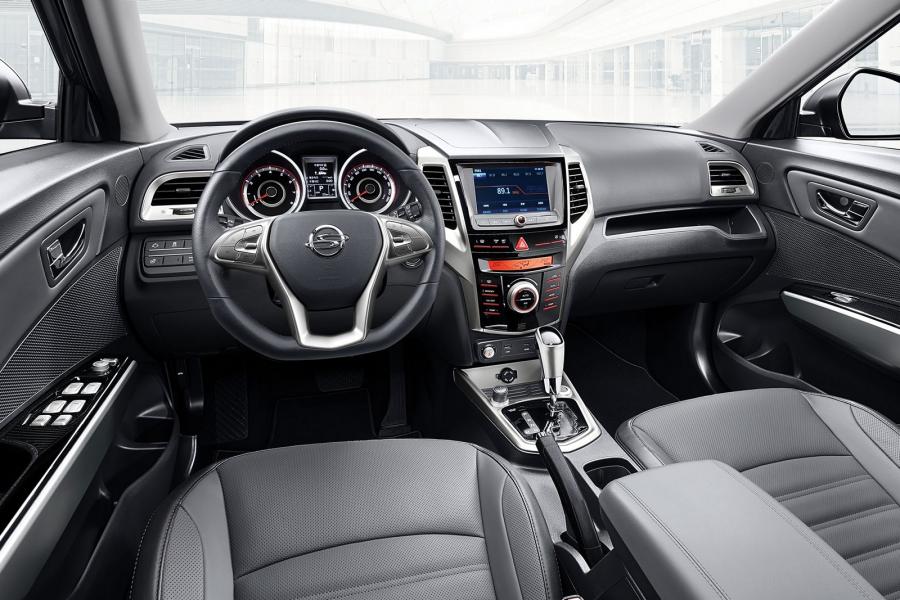  SsangYong Tivoli 2015 года  (KR) (фото 11 из 20)